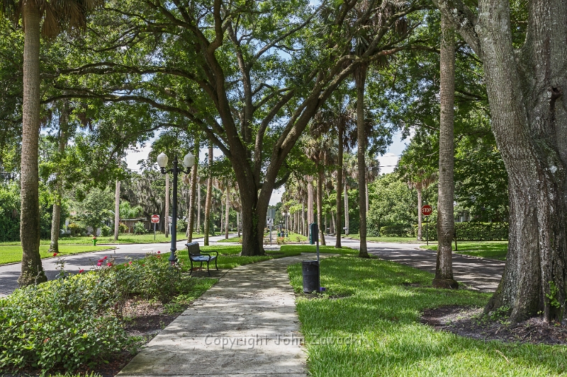 Hibiscus Court Median-1242.jpg